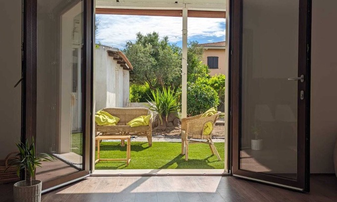 Oristano House | Spacious Holiday Home 10 Minutes from the Stunning Beaches of Western Sardinia