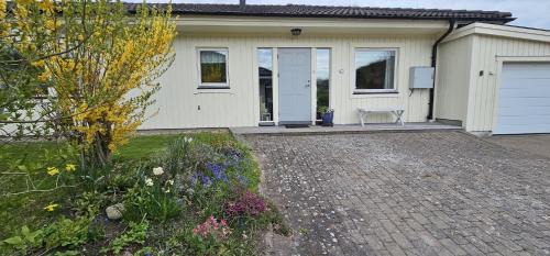 Ellos House | Spacious holiday home in Ellos 300 m to a beautiful sandy beach