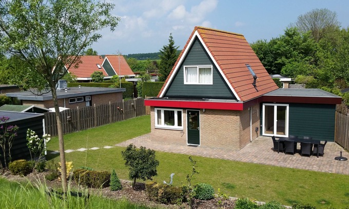 Wolphaartsdijk House | Spacious holiday home on the Veerse Meer in Zeeland