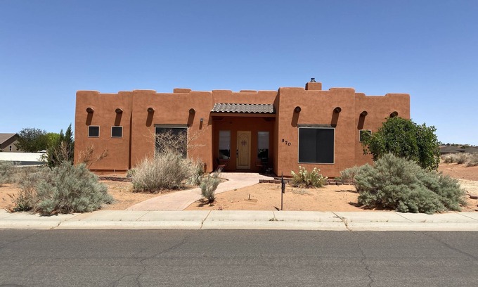 Page House | Spacious Home close to all Lake Powell activities