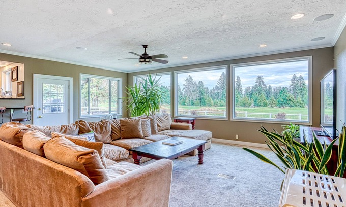 Southeast Bend House | Spacious Home - Golf Course Views, Central AC, WiFi & Alfresco Living