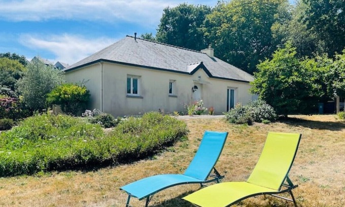 Roscanvel House | Spacious house close to the beach