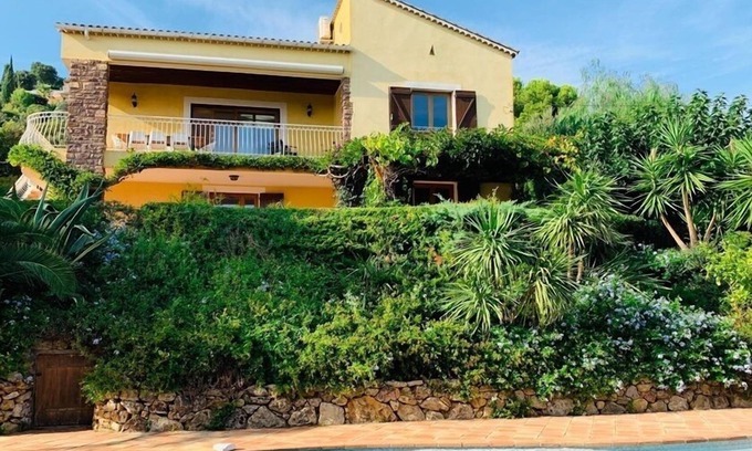 La Croix-Valmer Villa | Spacious House Rental La Croix-Valmer