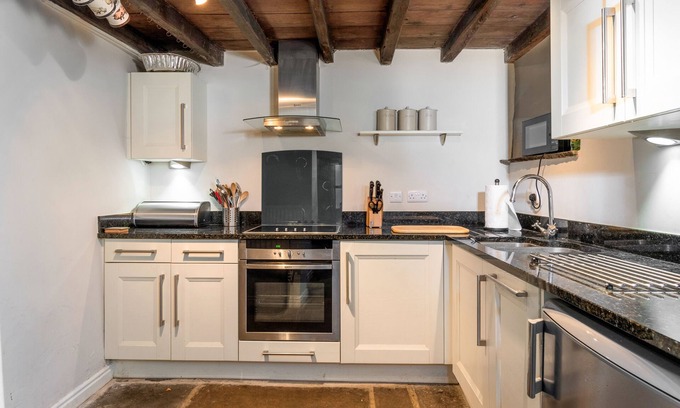 Worton House | Spacious House With South-facing Views Overlooking Swaledale