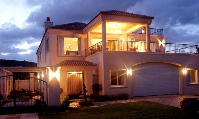 Plettenberg Bay House | Spacious Luxury Villa, on the waterfront with stunning views - Plettenberg Bay