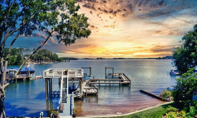 Denver House | Spacious, luxurious Port Royale Lakefront, water access and a massive Dock, wide lake view sleeps 22