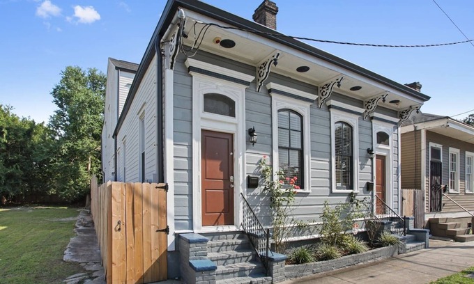 Tulane - Gravier House | Spacious Mid-City Victorian 1 – Near Streetcar & FQ!
