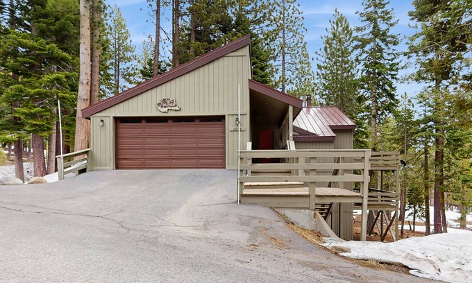 Twin Peaks House | Spacious mountain home w/deck, mountain views & access to year-round activities