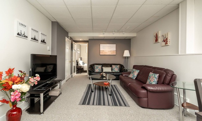 Northwest Calgary Apartment | Spacious oasis 2 bed suite near airport.