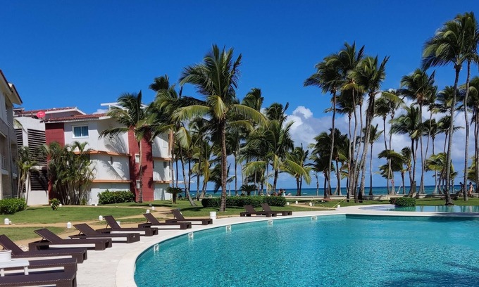 Punta Cana Apartment | Spacious Oceanfront Apartment in the Luxury Resort of Punta Cana