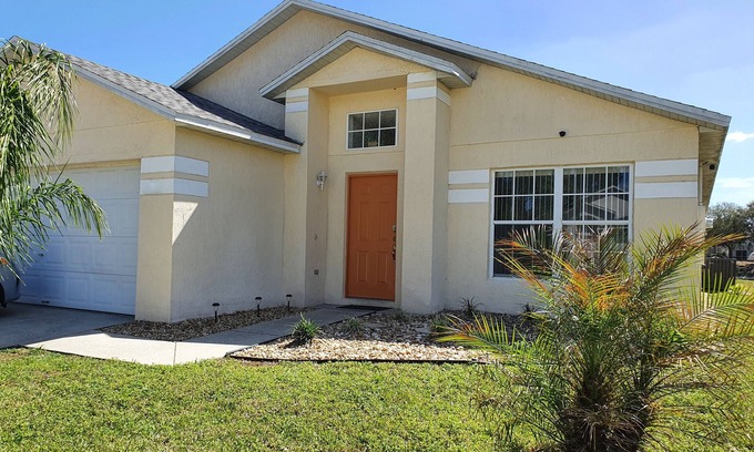 Clear Creek Villa | Spacious Orlando south facing pool villa close to Walt Disney World