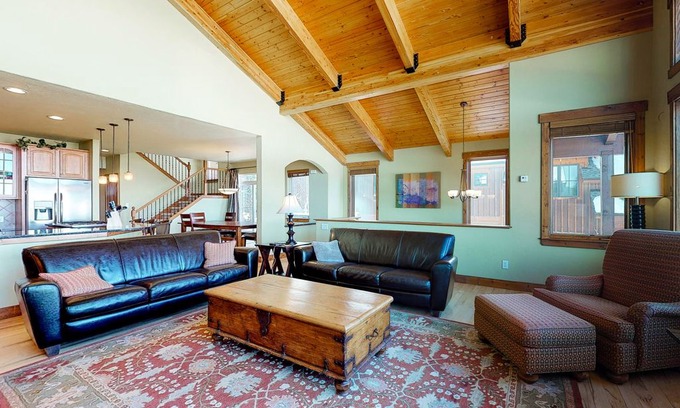 Woodmoor House | Spacious & pristine home w/ monumental mountain views