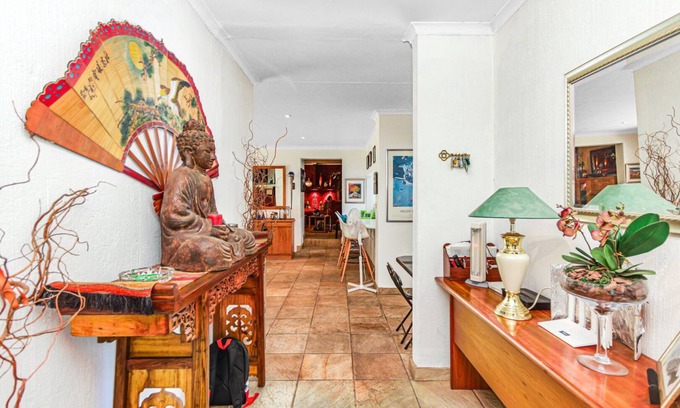 Gallo Manor House | Spacious retreat in Morningside