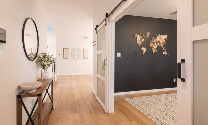 Georgetown House | Spacious & Serene 4 Bedroom Retreat in Charming Georgetown, Texas!