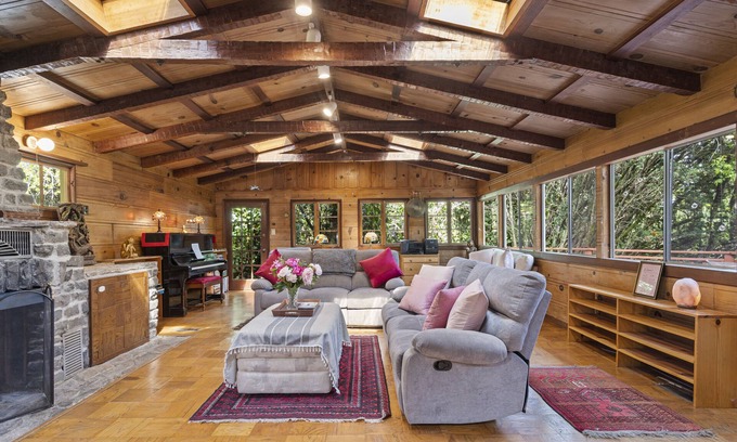Tamalpais-Homestead Valley House | Spacious Serene Sanctuary-Minutes to SF and Muir Woods