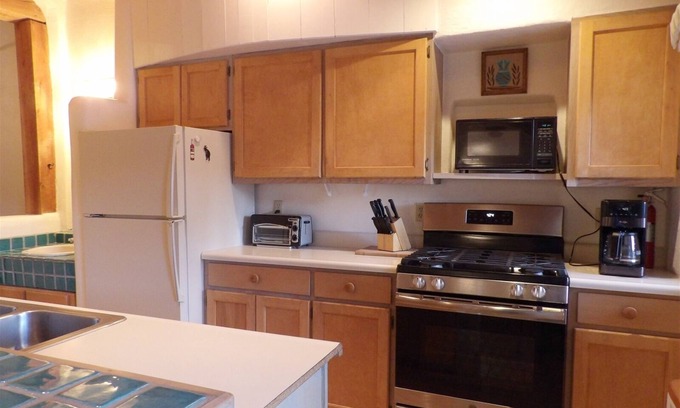 Taos Ski Valley Condo | Spacious Shredder`s Lounge