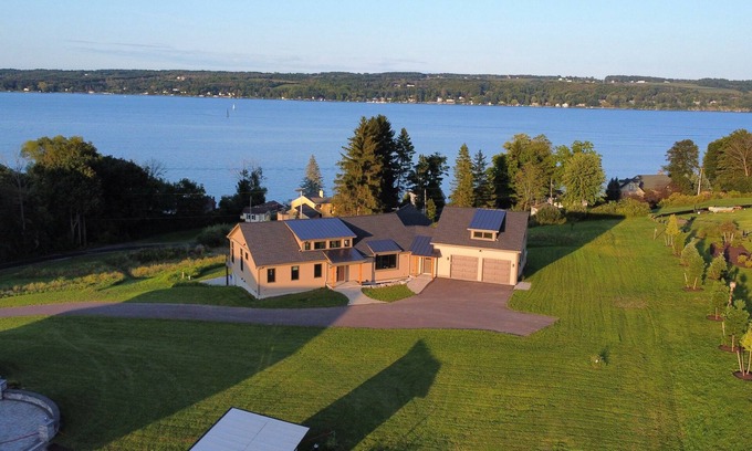 Skaneateles House | Spacious Skaneateles lakeview 5-bedroom house with AC, WiFi & views galore
