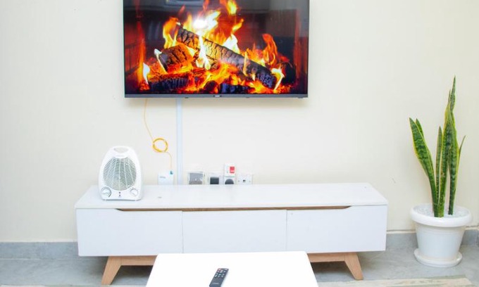 Ruaka Apartment | Spacious studio apartment, free parking on premise