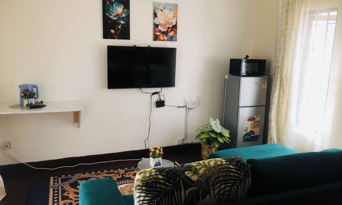 Nyali House | Spacious & Stylish 1-Bedroom House