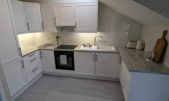 Malahide Apartment | Spacious & stylish, upgraded 1BD @ Malahide Marina