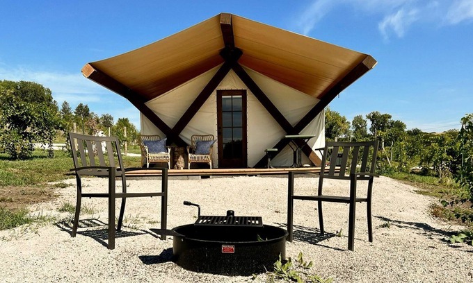 Burt County House | Spacious Tented Cabin Perfect for a Family of Four in Tekamah, Nebraska