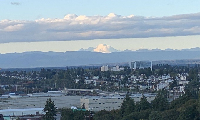 Port Gardner Apartment | Spacious unit in historic neighborhood with mountain and downtown views