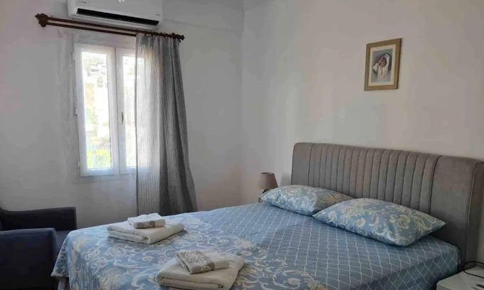 Bodrum City Center Villa | Spacious Villa w/porch & garden 5 min from the beach & bars street