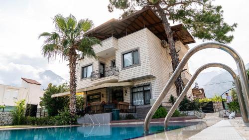 Goynuk Villa | Spacious Villa with Sea and Mountain View