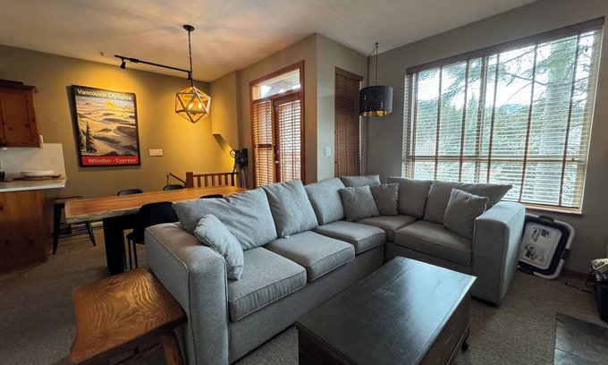 Village North House | Spacious Whistler Townhome – Walk to Lifts!
