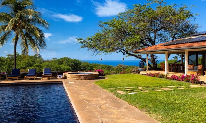 Kamuela House | SPECIAL Rates - Mauna Kea Fairways South 14: Incredible Ocean Views
