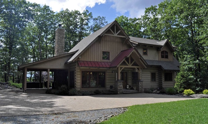 Greentown House | Spectacular Timber Frame Lodge