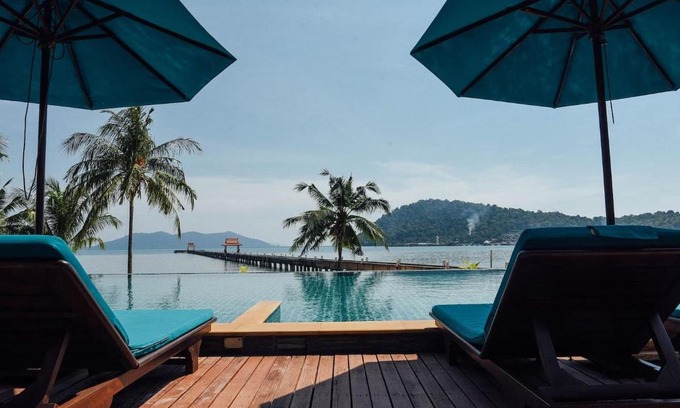 Bang Bao Bay House | Spectacular Views - Infinity Pool