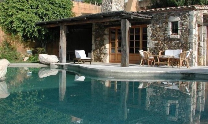 Canet de Mar Villa | Spectacular villa on Barcelona coast - Lagoon-style jacuzzi. wifi, a/c