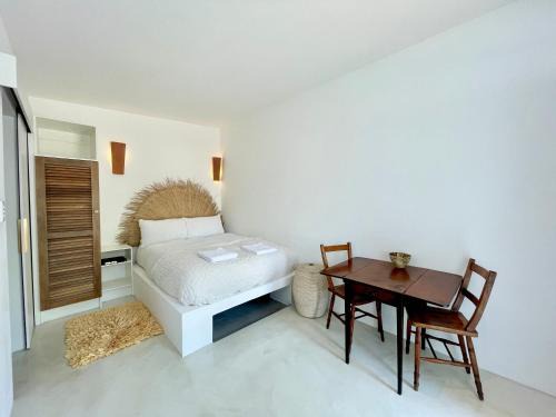 Kareeberg Apartment | Spekboom in West Beach