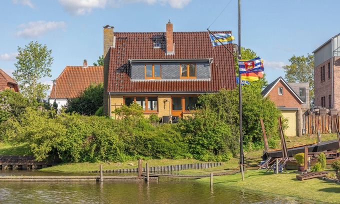 Toenning House | Spend unforgettable days at the La Paloma vacation home in Tönning!