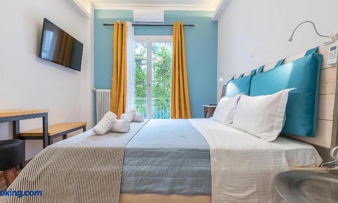 Makrigianni Apartment | Splash Of Glam I 10 steps from Acropolis