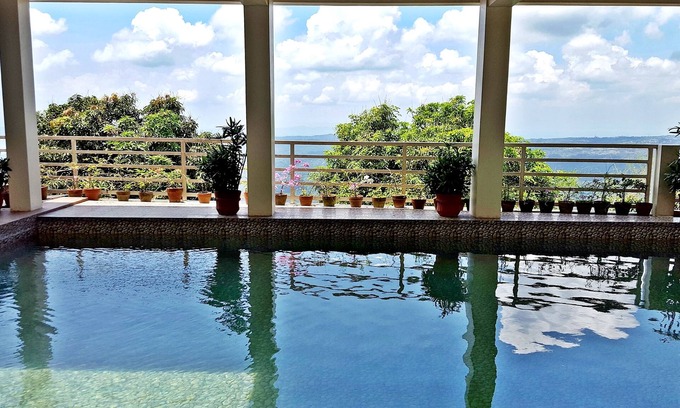 Tagaytay Hotel | Splash Suites Hotel Tagaytay