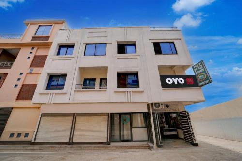 Bhopal Hotel | SPOT ON Hare Krisna Home Stay