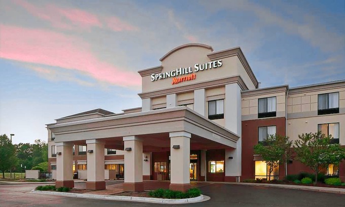 Lansing Hotel | SpringHill Suites by Marriott Lansing West