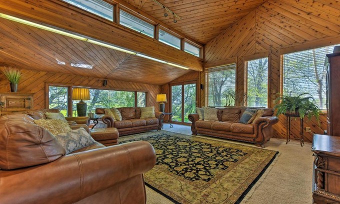 Benson House | Spring Creek Retreat on 25 acres with Mountain Views!