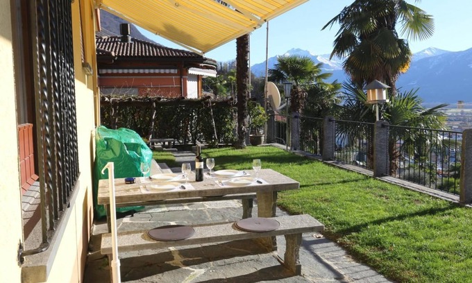 Gordola House | Spring House