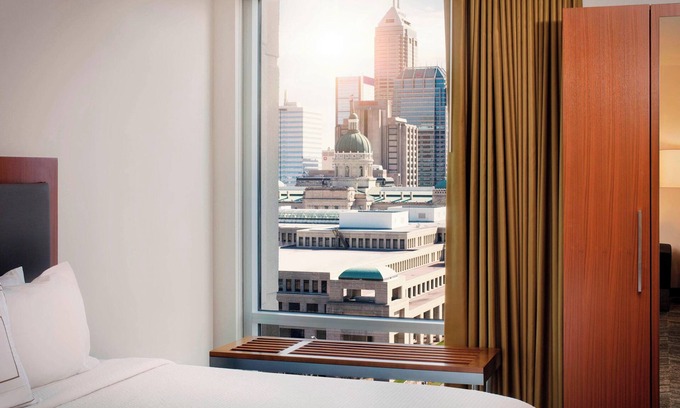 Downtown Indianapolis Hotel | SpringHill Suites by Marriott Indianapolis Downtown