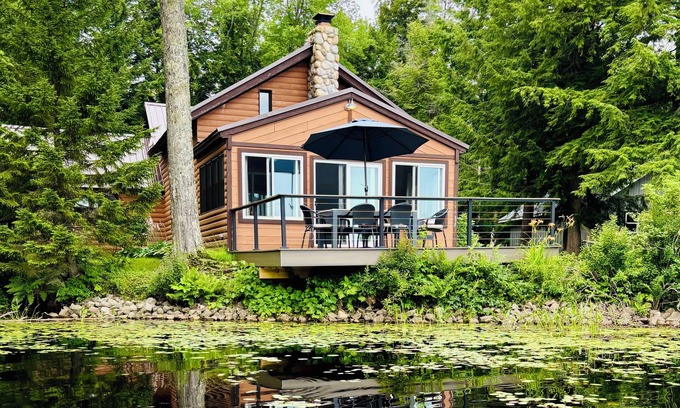 Salisbury Center Cabin | Spruce Lake Cabin