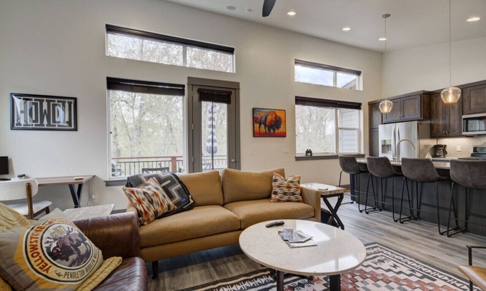 Four Corners Condo | Spur of the Moment Getaway | Gallatin River Trail