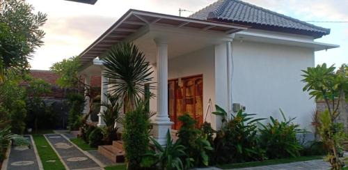 Lovina House | Srinadi Guest House Lovina