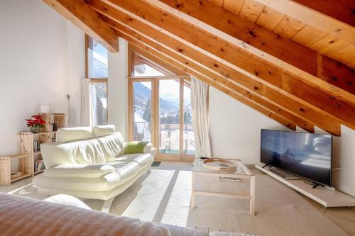 Taesch Apartment | St Martin Loft Apartment