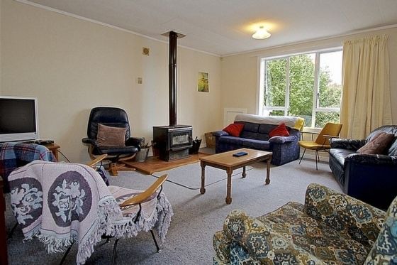 Raetihi House | St Marys Vicarage Retreat - Raetihi Holiday Home