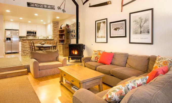 Mammoth Lakes House | St. Moritz #42
