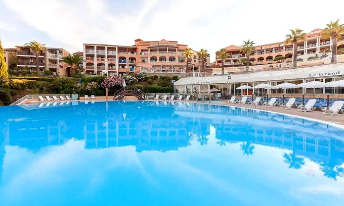 Agay Apartment | St Raphaël, Village Cap Esterel, Appartt2 Vue Mer, Golf, Clim, 5 Piscines Jardin