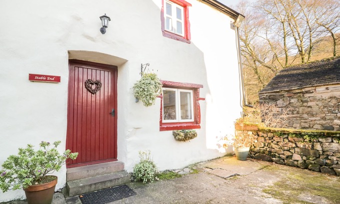 Nether Wasdale Cottage | STABLE END COTTAGE, family friendly, with open fire in Nether Wasdale